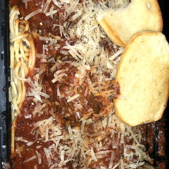 Laporta's Restaurant - Spaghetti and meatballs with garlic bread - New American Near Me - Alexandria, Virginia Laporta's Restaurant - Spaghetti and meatballs with garlic bread - New American Near Me - Alexandria, Virginia