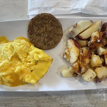 Eggtown - Lithia - Kids meal with eggs, sausage and potatoes. - Breakfast & Brunch Near Me - Lithia, Florida