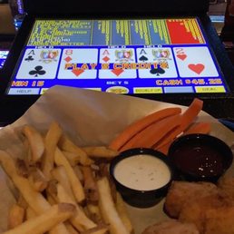 Boneless tenders & fries