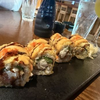 Kanji Izakaya - Forgot the name, but closely resemble a jalapeño popper but in sushi roll form - Sushi Bars Near Me - Arlington, Virginia Kanji Izakaya - Forgot the name, but closely resemble a jalapeño popper but in sushi roll form - Sushi Bars Near Me - Arlington, Virginia