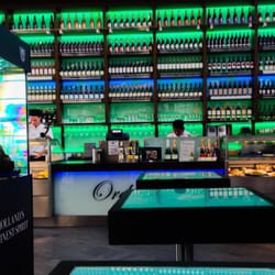 Bubbles Seafood & Wine Bar