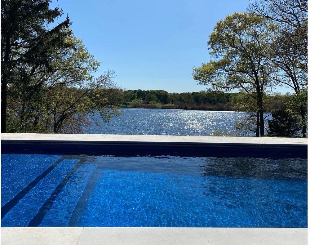 Li Pool Care Logo
