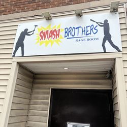 Smash Brothers NY - Rage Room - Outside sign