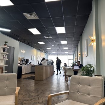Illumine Coffee - Back seating area - Coffee & Tea Near Me - Indianapolis, Indiana Illumine Coffee - Back seating area - Coffee & Tea Near Me - Indianapolis, Indiana