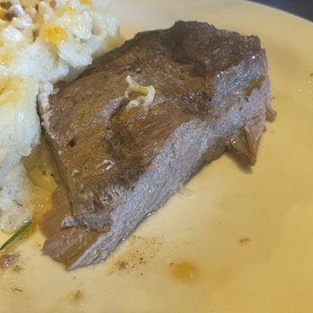 Beckton’s Chophouse and Tavern - "Medium rare" sirloin - Steakhouses Near Me - Dickens, Texas