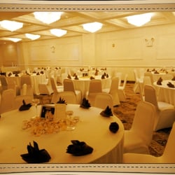 In The Zone Ballroom- Days Inn & Suite