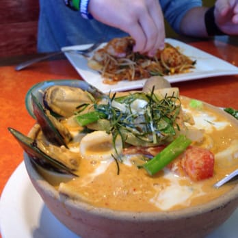Khun Thai - Thai Near Me - Brookings, Oregon