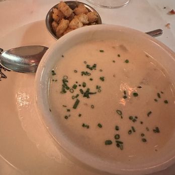 Bobo's - decent clam chowder - Steakhouses Near Me - San Francisco, California