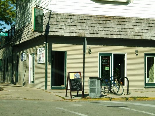 The Four Treys Tavern by null