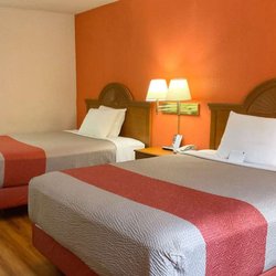 Motel 6 - M Double