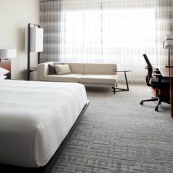 Montreal Airport Marriott In-Terminal Hotel