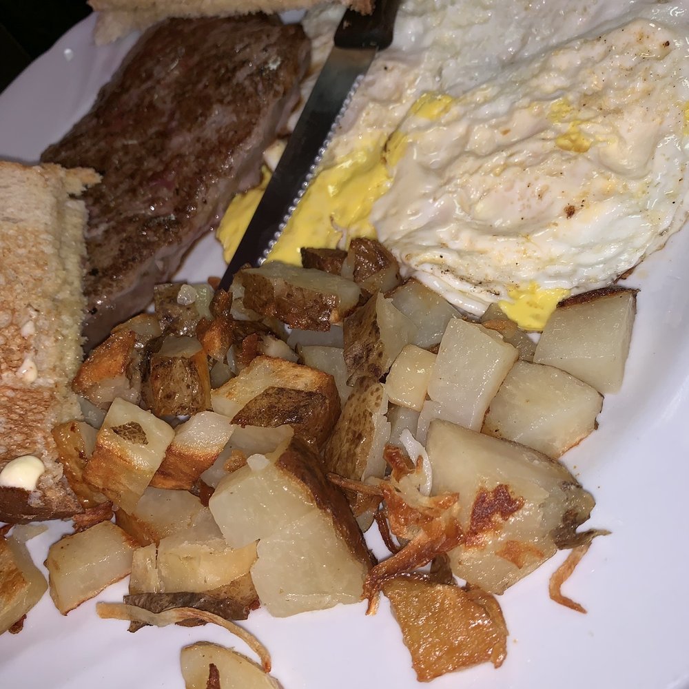 Norwood Inn - Steak and eggs - New American Near Me - Des Moines, Iowa Norwood Inn - Steak and eggs - New American Near Me - Des Moines, Iowa