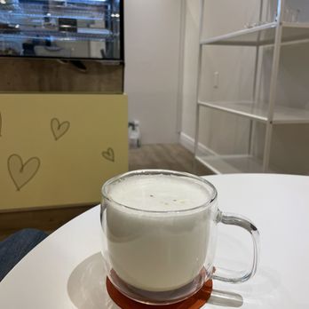 Cafe Dalbodre - Chestnut latte - Coffee & Tea Near Me - Niagara Falls, Ontario