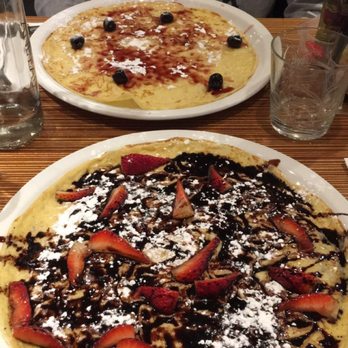 Pancake Bar - Dutch pancake with Chocolate sauce and strawberries and a blueberry syrup pancake - Breakfast & Brunch Near Me - Amsterdam, New Hampshire