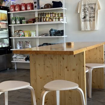 Hola Cafecito - Seating - Coffee & Tea Near Me - Hanford, California