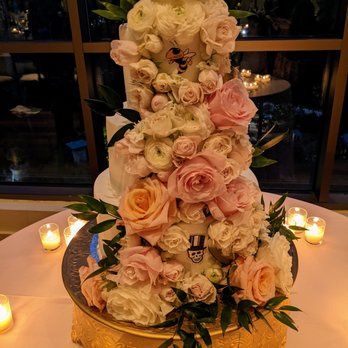 Confection Perfection - Our wedding cake on April 15, 2022 at the Atlanta History Center - Grand Overlook Ballroom. Design was not what my wife wanted. - Custom Cakes Near Me - Marietta, Georgia Confection Perfection - Our wedding cake on April 15, 2022 at the Atlanta History Center - Grand Overlook Ballroom. Design was not what my wife wanted. - Custom Cakes Near Me - Marietta, Georgia