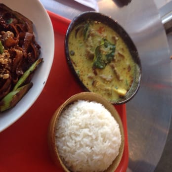 Longtail Kitchen - Thai Near Me - New Westminster, British Columbia