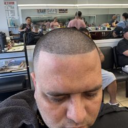 Mikey's Barber Shop & Hairstyling Shop