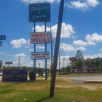 Daiquiris & Creams - 2 mediums for $12 on Sunday. - Cocktail Bars Near Me - Slidell, Louisiana