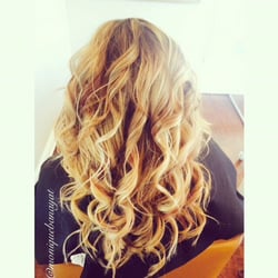 Tangles Blow Dry Bar