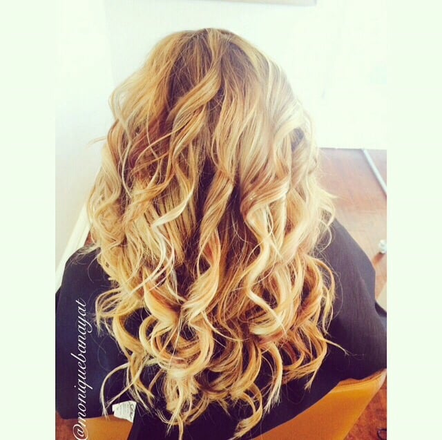 Tangles Blow Dry Bar Logo