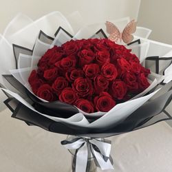 San Diego Wholesale Florist - 50 red