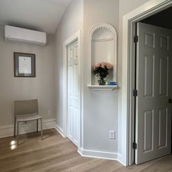 Michael Perry Massage - Michael Perry Massage/ Waiting room