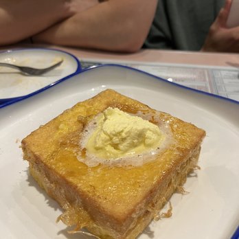 Kong Sihk Tong - Golden Lava French Toast - Hong Kong Style Cafe Near Me - Flushing, New York
