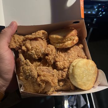 Popeyes Louisiana Kitchen - Fast Food Near Me - Scranton, Pennsylvania Popeyes Louisiana Kitchen - Fast Food Near Me - Scranton, Pennsylvania