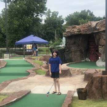 Aloha Mini Golf & Shave Ice - New course, hole 13 - Mini Golf Near Me - Saint Louis, Missouri Aloha Mini Golf & Shave Ice - New course, hole 13 - Mini Golf Near Me - Saint Louis, Missouri