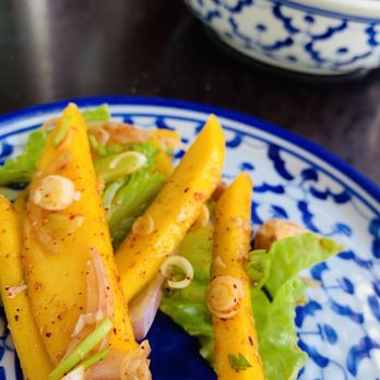 Pineapple Thai - Thai Near Me - Cupertino, California