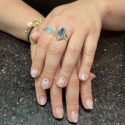 Pearl Nail Salon - Dip powder