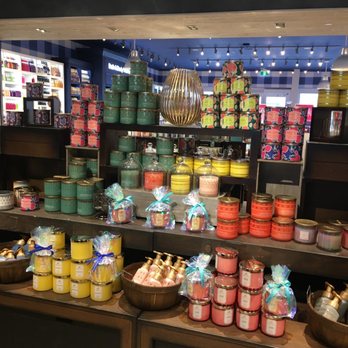 Bath & Body Works - Cosmetics & Beauty Supply Near Me - Mississauga, Ontario