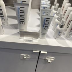 Blo Blow Dry Bar