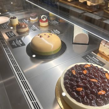 Botolino - Dessert display - Gelato Near Me - Plano, Texas