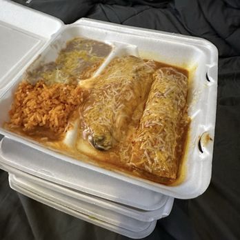 Los Cabos Mexican Restaurant - Chicken enchiladas - Mexican Near Me - Orange, California