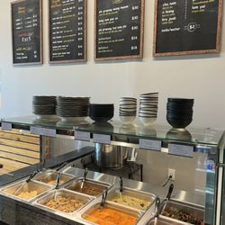 Rice Away Thai Express - Choose your own dishes with ready to eat food