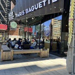 Paris Baguette - Exterior and outside seating area (plentiful indoor seating as well)