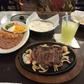 El Fenix - Steak fajitas - Mexican Near Me - Dallas, Texas El Fenix - Steak fajitas - Mexican Near Me - Dallas, Texas