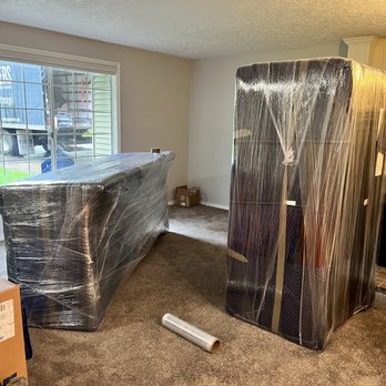 PDX Movers - Expertly wrapped furniture. - Movers Near Me - Tualatin, Oregon