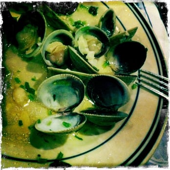 Seabra Marisqueira - Cockles in green suace - Portuguese Near Me - Newark, New Jersey Seabra Marisqueira - Cockles in green suace - Portuguese Near Me - Newark, New Jersey