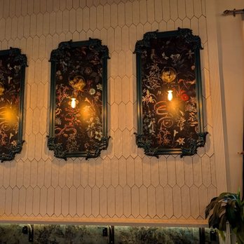 Twelve Grapes - Wine Bars Near Me - New Fairfield, Connecticut