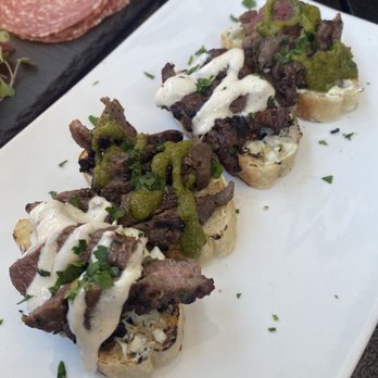 Complexity Wine - Steak crostini's - Wine Tasting Classes Near Me - Lancaster, California