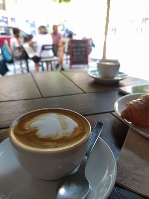 Manso's Cafe by null