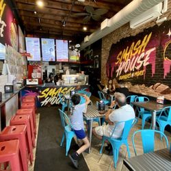 Smash House Burgers Queens - Inside