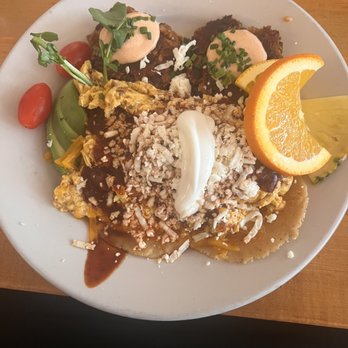 Cafe con Leche - Mexican Near Me - Chicago, Illinois
