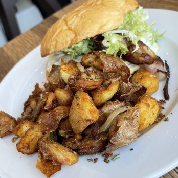 Plow - Fried egg sandwich with avocado and bacon - Breakfast & Brunch Near Me - San Francisco, California