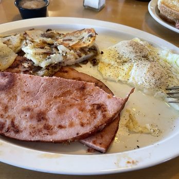 BJ's Nevada Barbecue - Ham steak, home fried potatoes, eggs over easy - Barbeque Near Me - Sparks, Nevada BJ's Nevada Barbecue - Ham steak, home fried potatoes, eggs over easy - Barbeque Near Me - Sparks, Nevada
