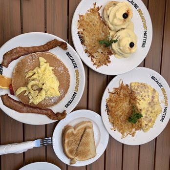 Papas and Eggs - Breakfast & Brunch Near Me - Mountain View, California