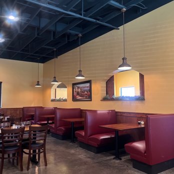 Luigis - Italian Near Me - Woodway, Texas Luigis - Italian Near Me - Woodway, Texas